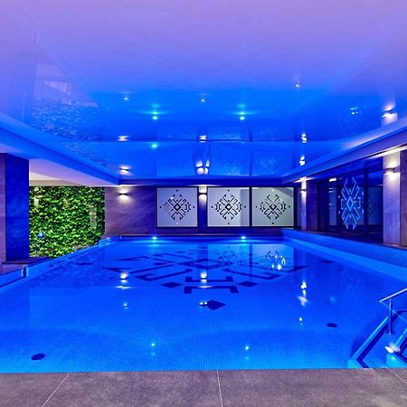 Ibis Styles Nowy Targ Hotell Exteriör bild