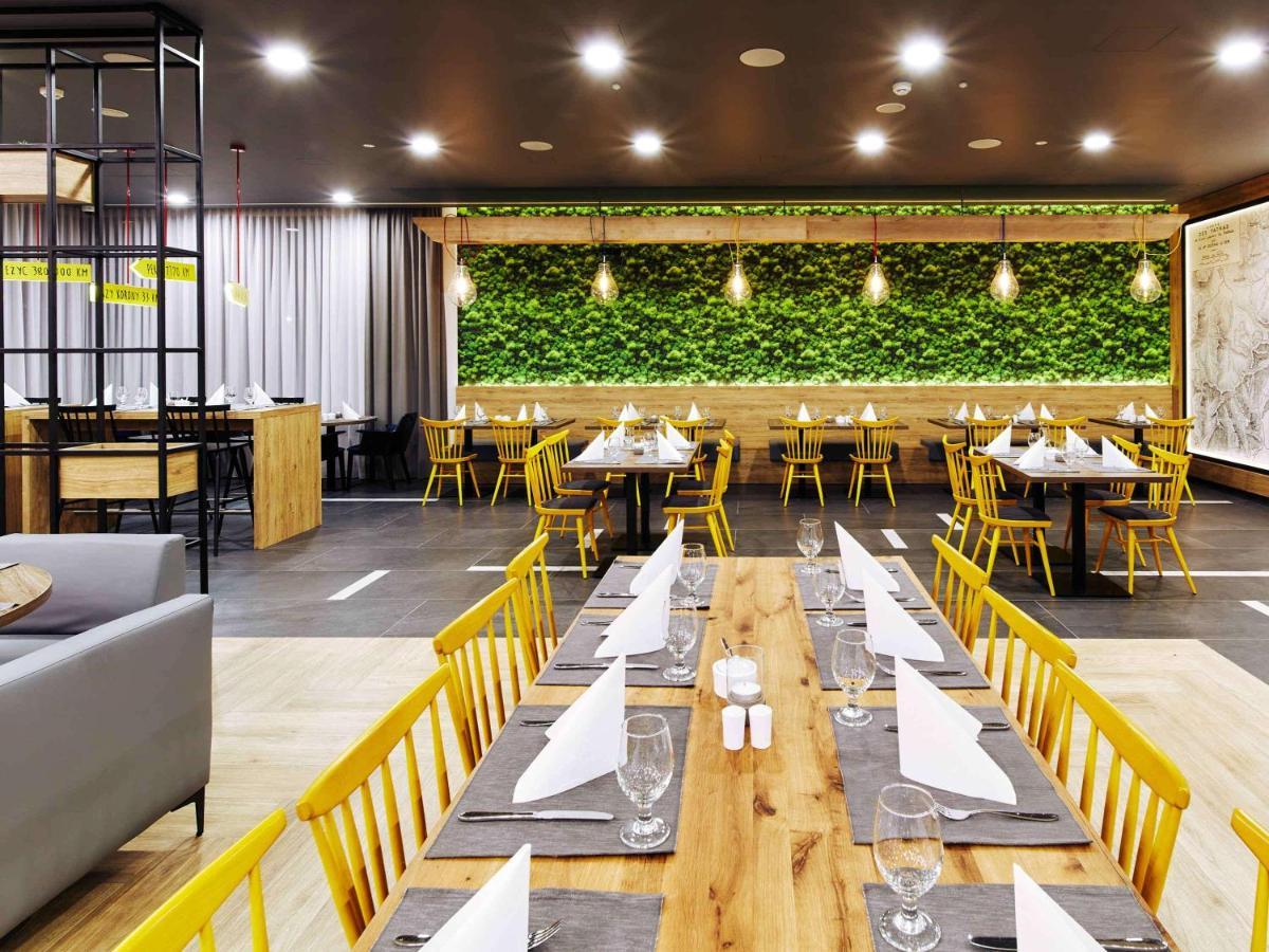 Ibis Styles Nowy Targ Hotell Exteriör bild
