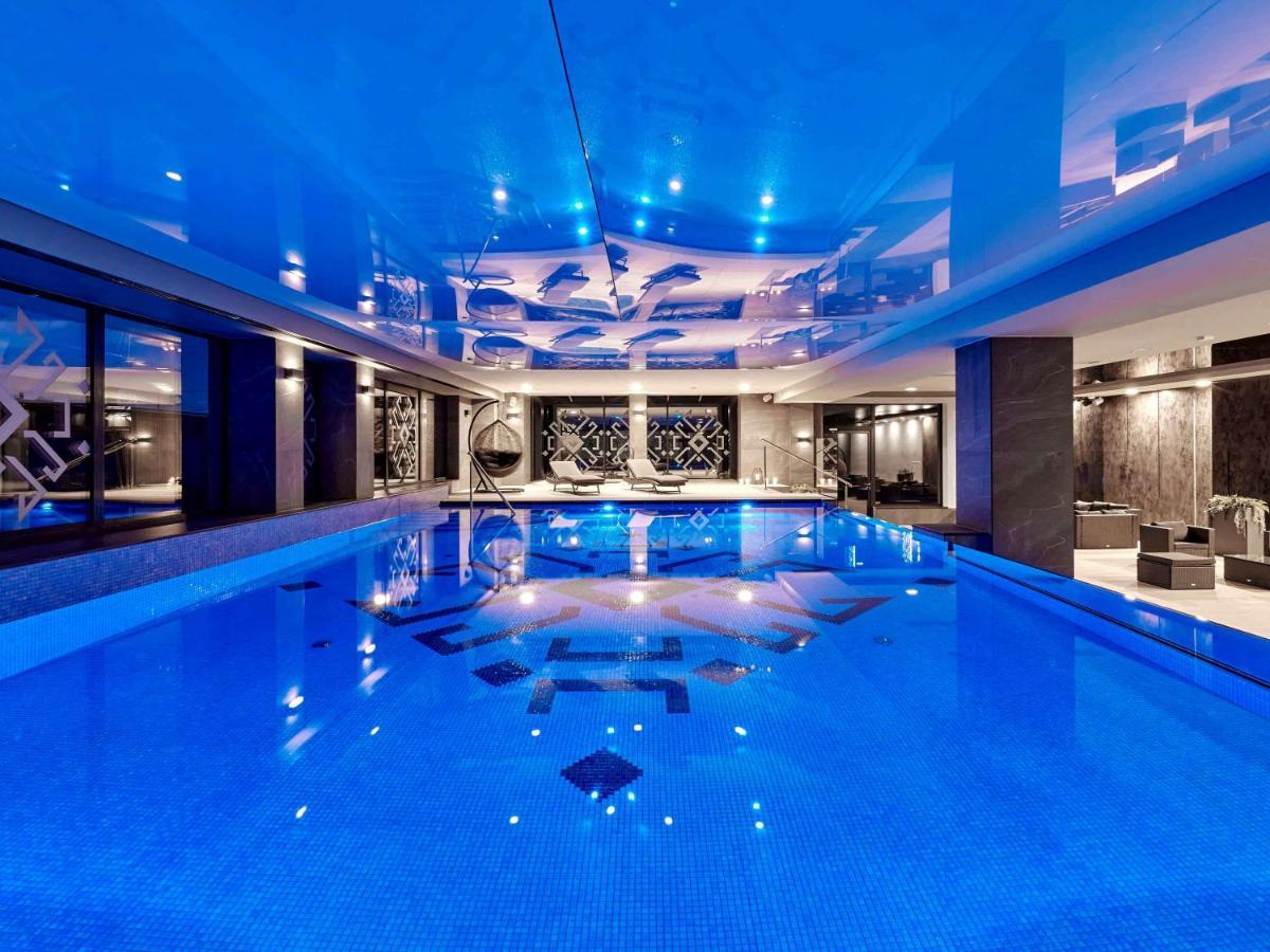 Ibis Styles Nowy Targ Hotell Exteriör bild