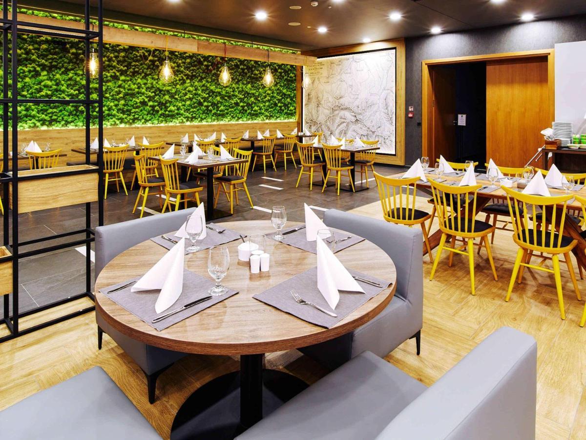 Ibis Styles Nowy Targ Hotell Exteriör bild