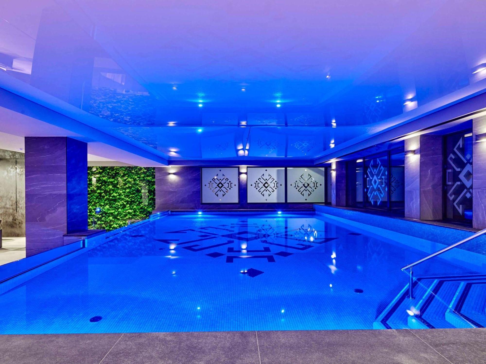 Ibis Styles Nowy Targ Hotell Exteriör bild